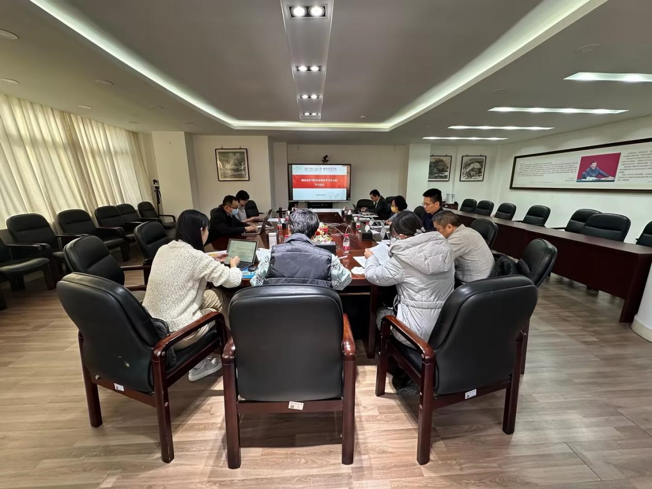 尊龙凯时平台党委传达学习北京市委常委会关于高校党的政治建设和思想政治工作部署 图片1.jpg
