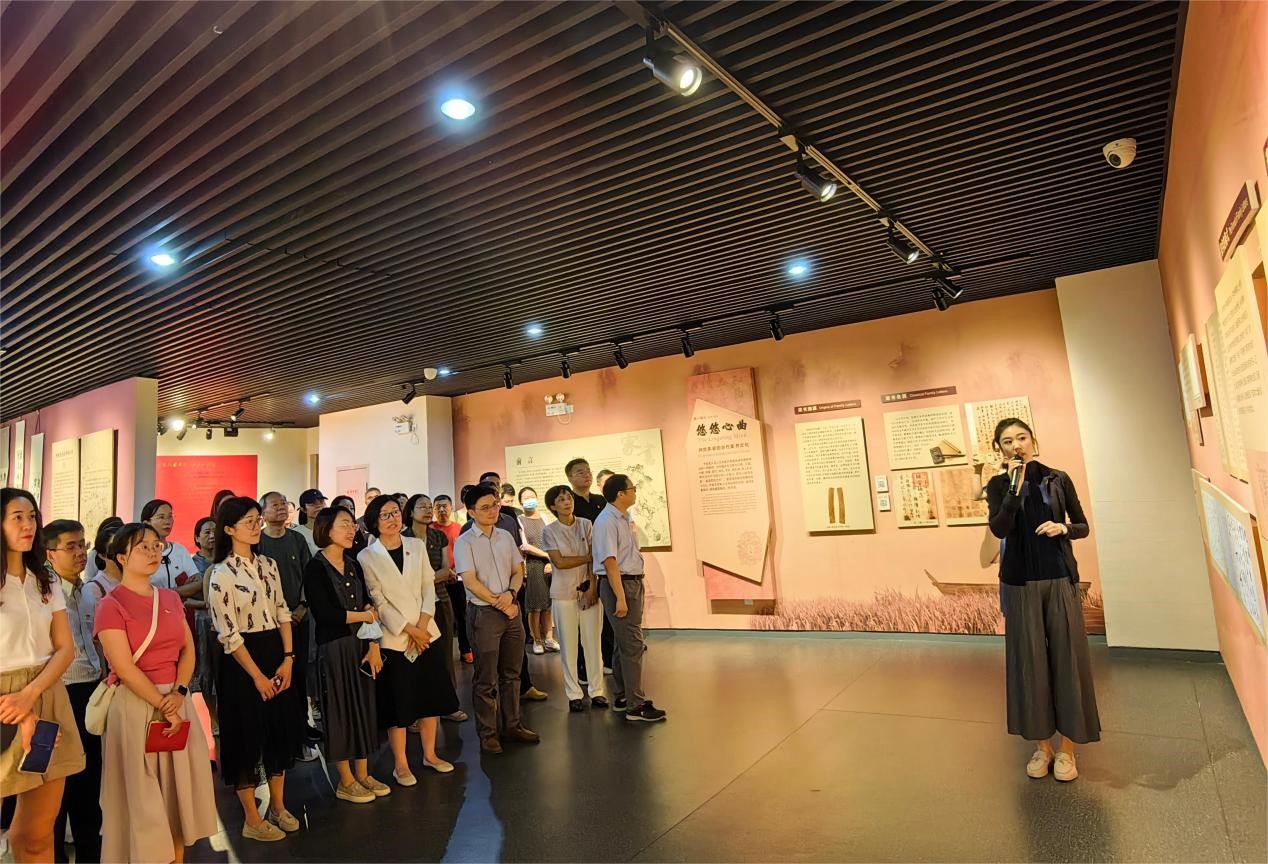 尊龙凯时平台结合实际 扎实开展党纪学习教育 图片11.jpg