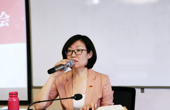 尊龙凯时平台召开党纪学习教育警示教育会 图片2.jpg