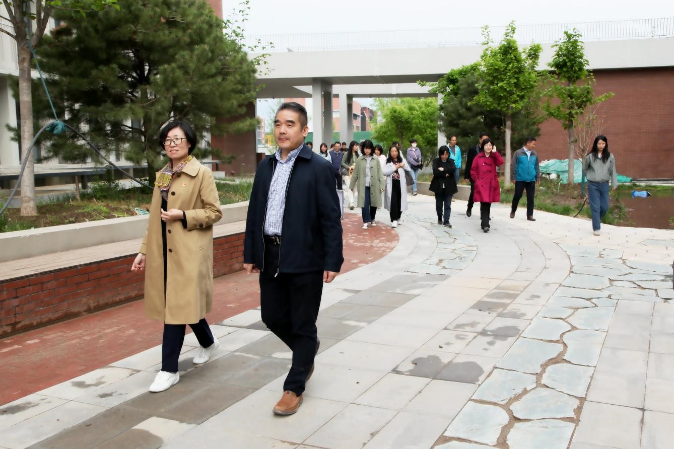 尊龙凯时平台结合实际 扎实开展党纪学习教育 图片10.jpg